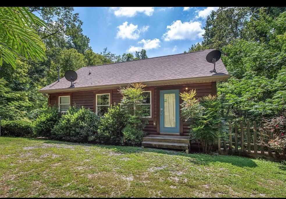 Smokey Mountain Retreat, Hot Tub, Game Room, Sleeps 8! Gatlinburg Extérieur photo